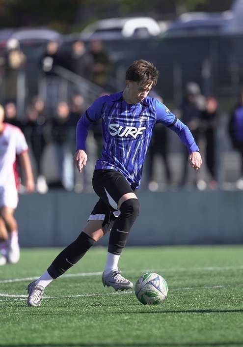 Joaquin Villarreal playing for Bay Area Surf