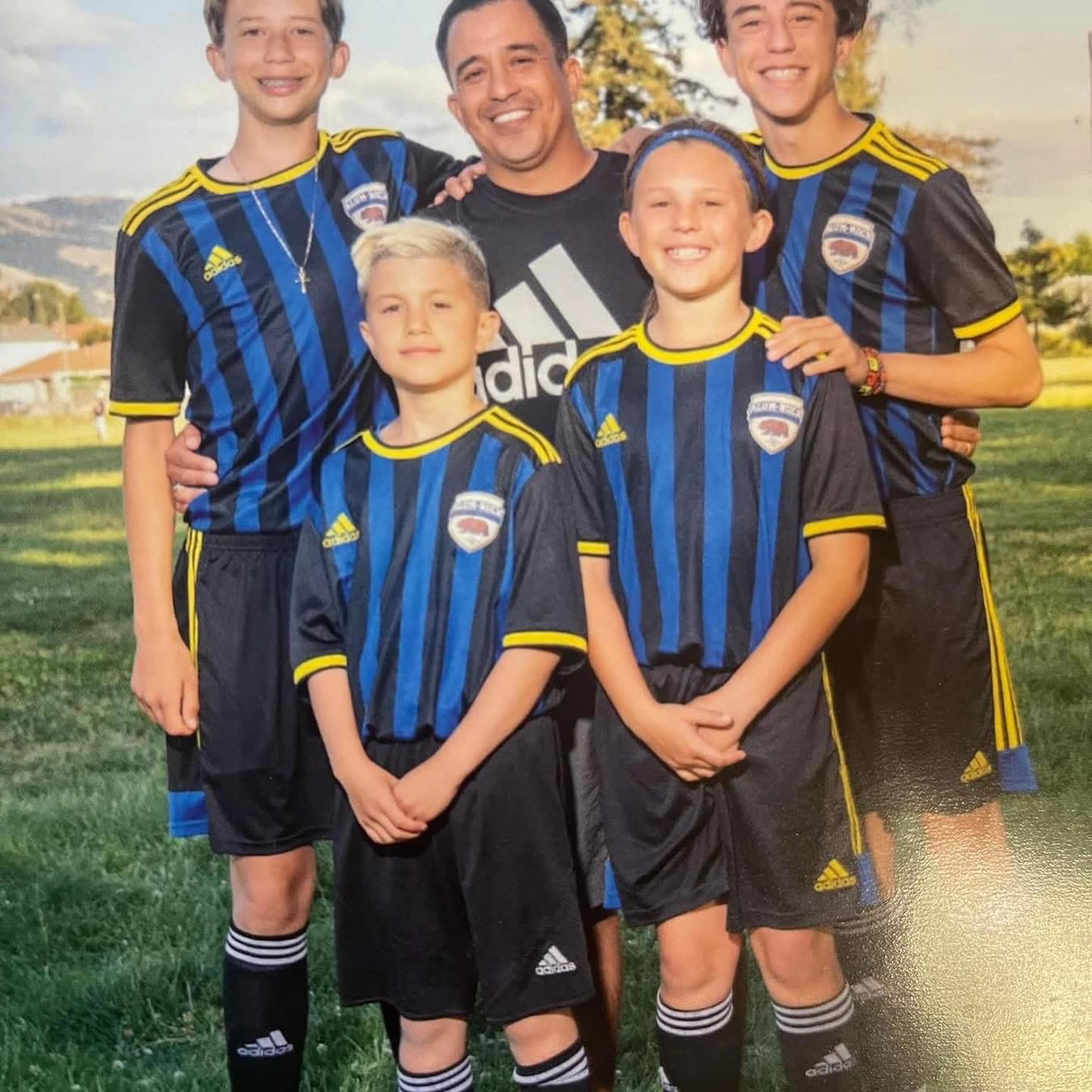 Carlos Villarreal III with his sons